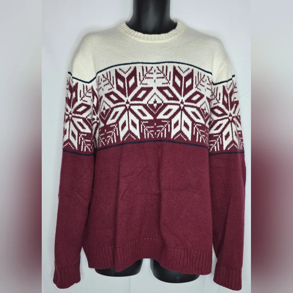 Old Navy SoSoft Maroon White Crewneck Sweater Snowflake Size XL NWOT E-3001
